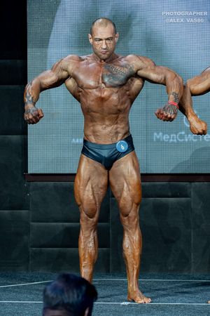 CLASSIC  PHYSIQUE новички